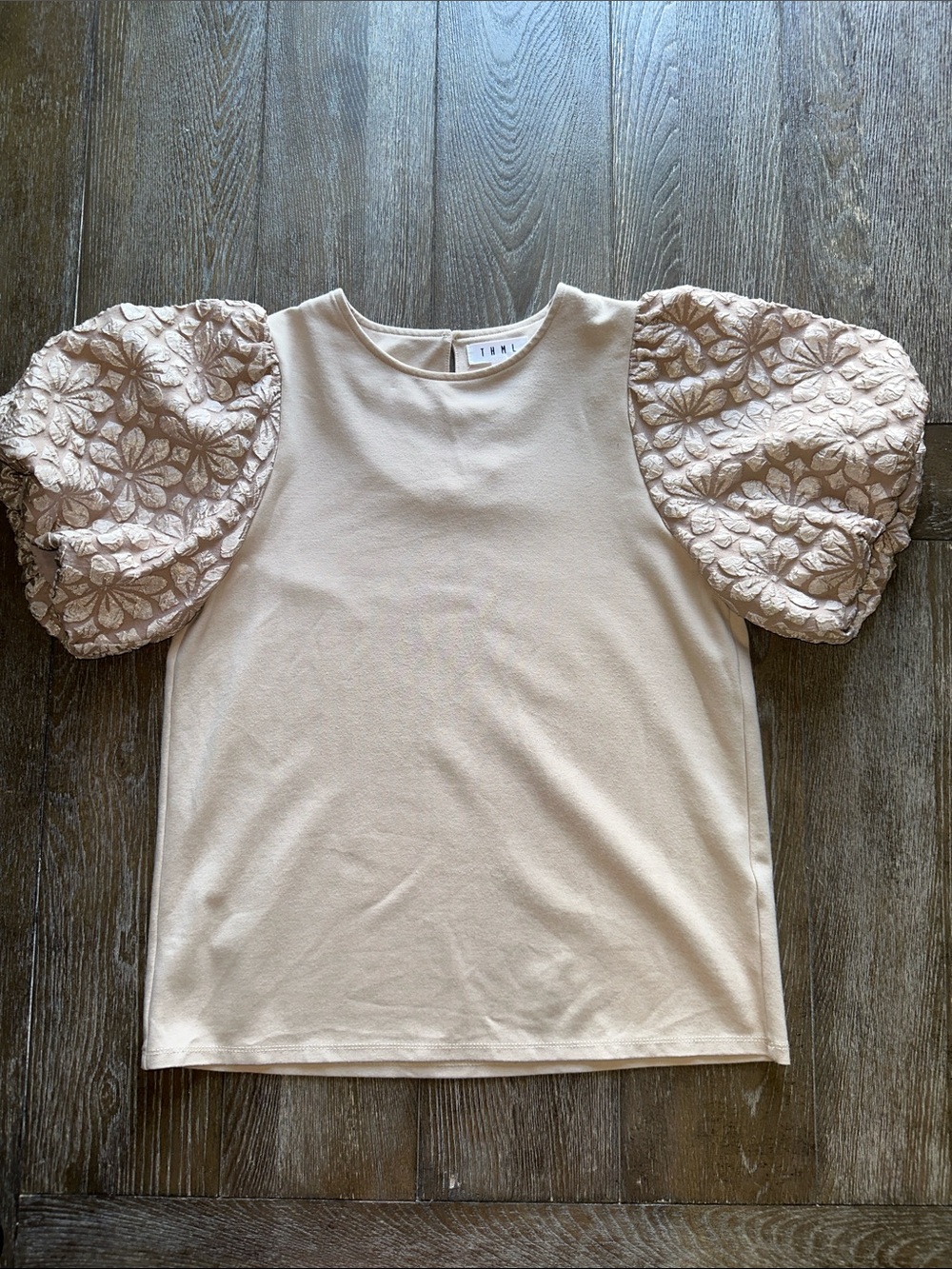 THML Blush Puff Sleeve Tee Women’s Medium